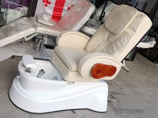 Pedicure Chair with Foot Basin - Image 2