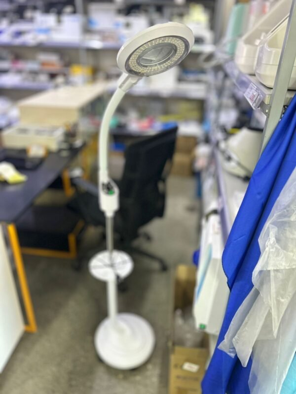 Magnifier Lamp - Image 2
